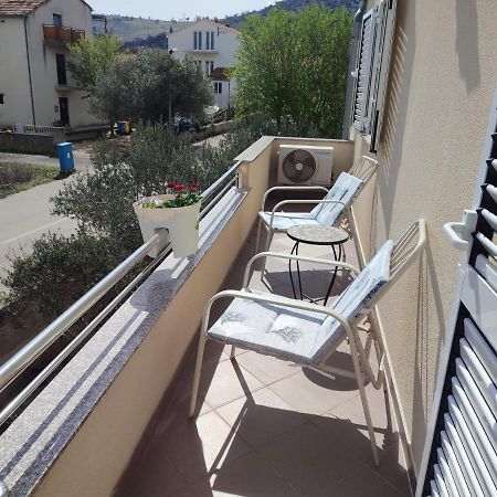Murtela, 2-Bedroom Apartment Raslina Dış mekan fotoğraf