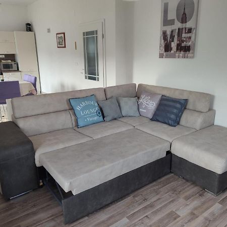 Murtela, 2-Bedroom Apartment Raslina Dış mekan fotoğraf