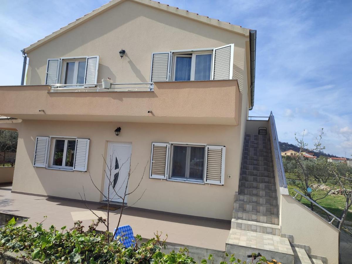 Murtela, 2-Bedroom Apartment Raslina Dış mekan fotoğraf